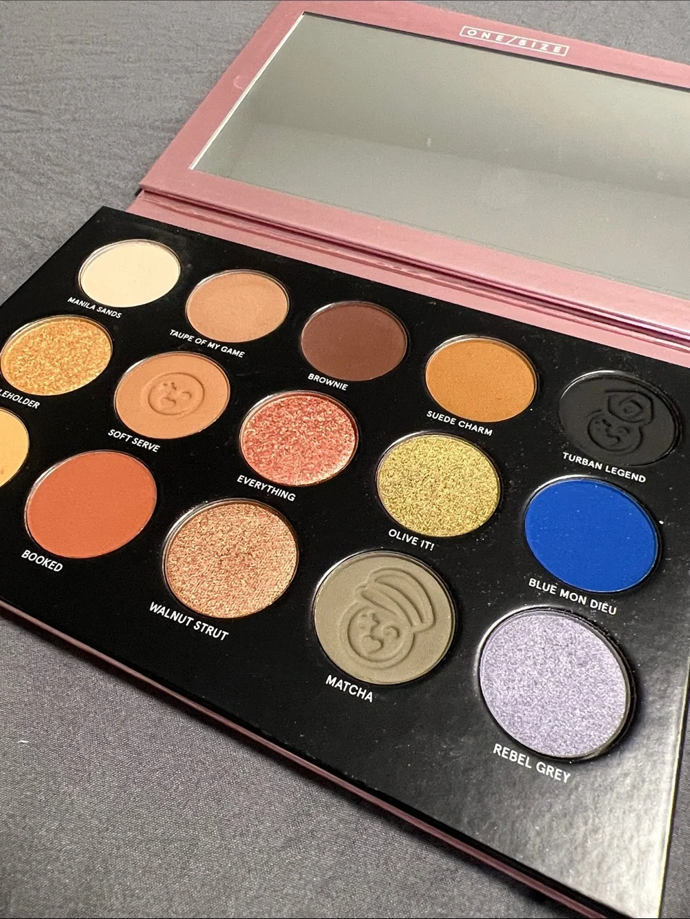 ONE/SIZE Eye Shadow Palette